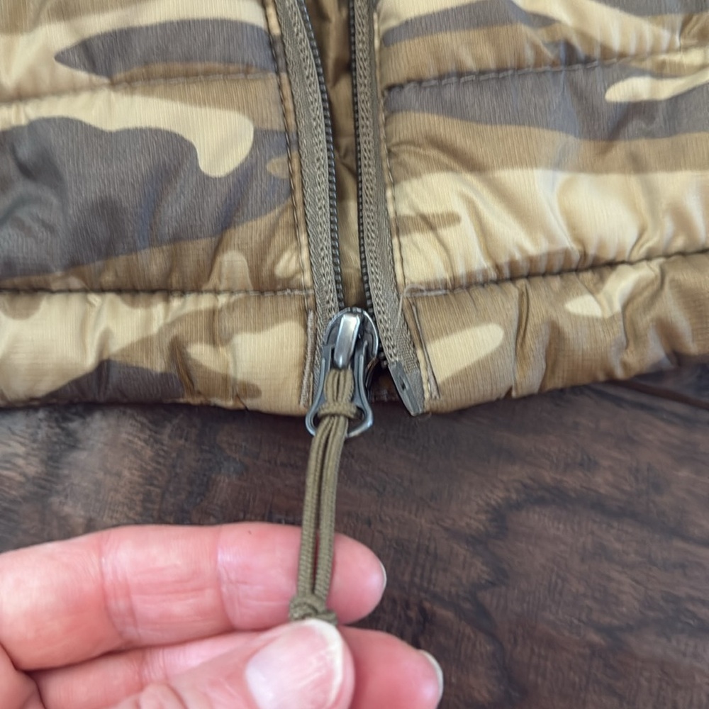 EXCELLENT CONDITION COLUMBIA WINTER JACKET - Picture 5 of 11